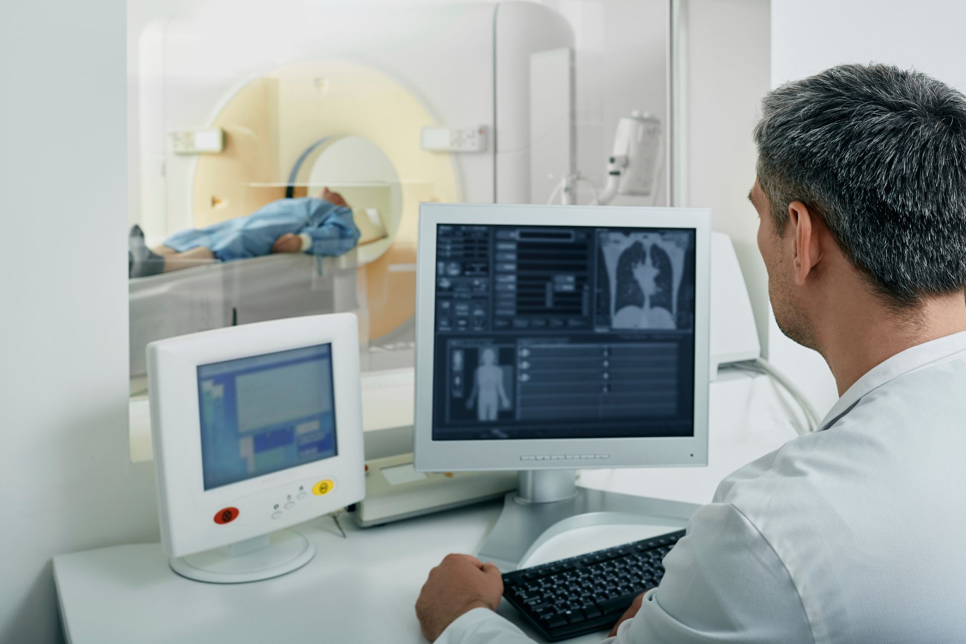 Advanced Treatments for Subpleural Nodules with RATS and VATS