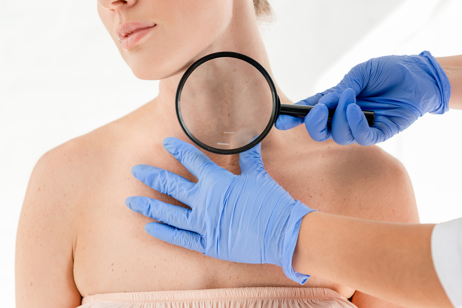 is thymus cancer curable