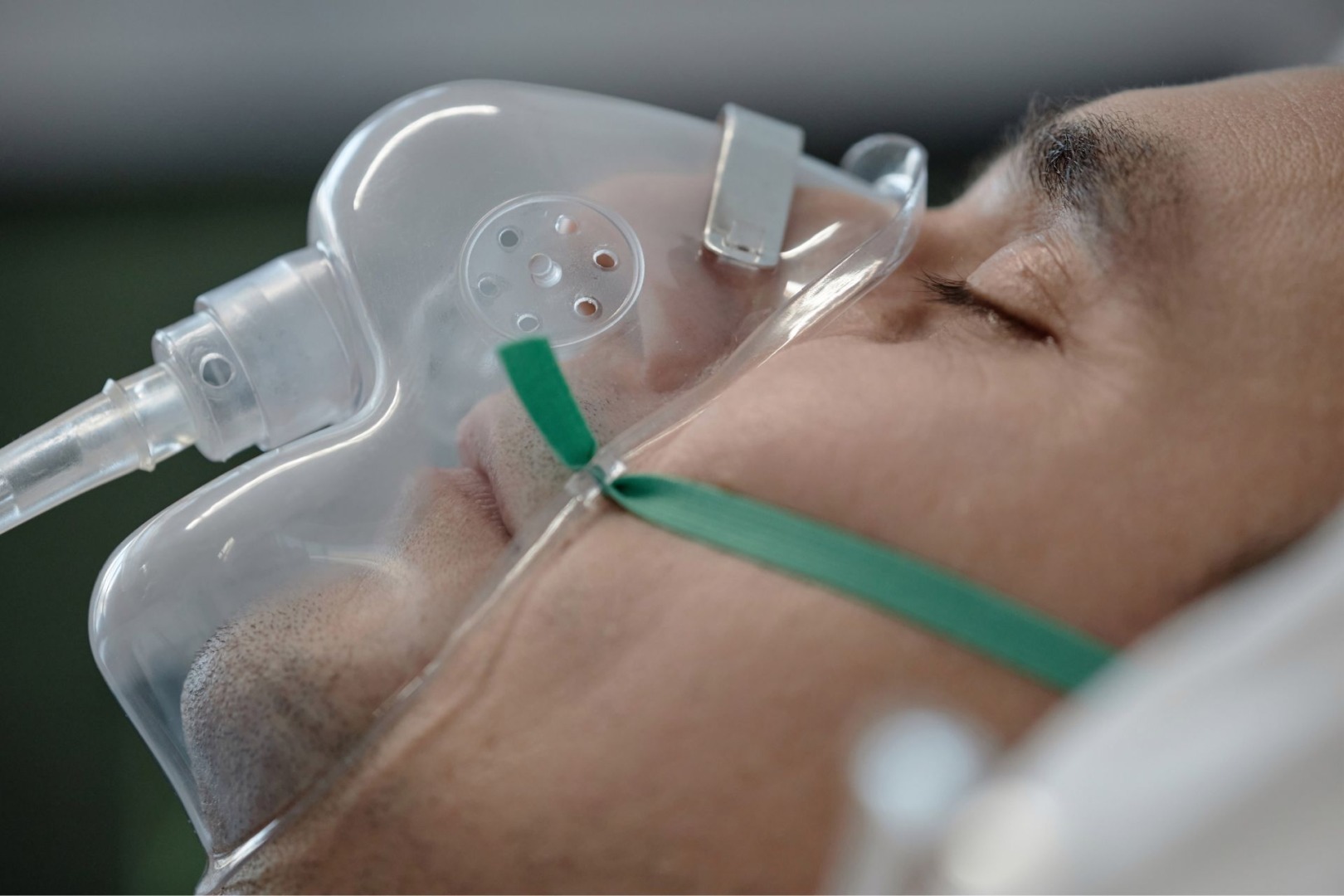 oxygen therapy for tension pneumothorax management