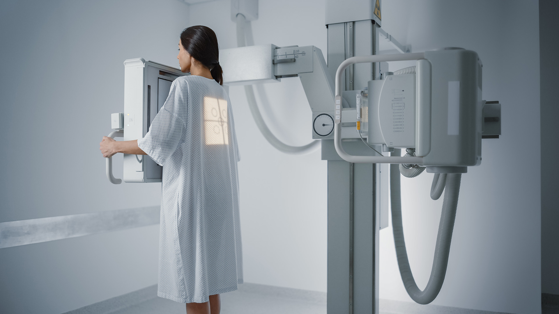superior mediastinal mass diagnosis
