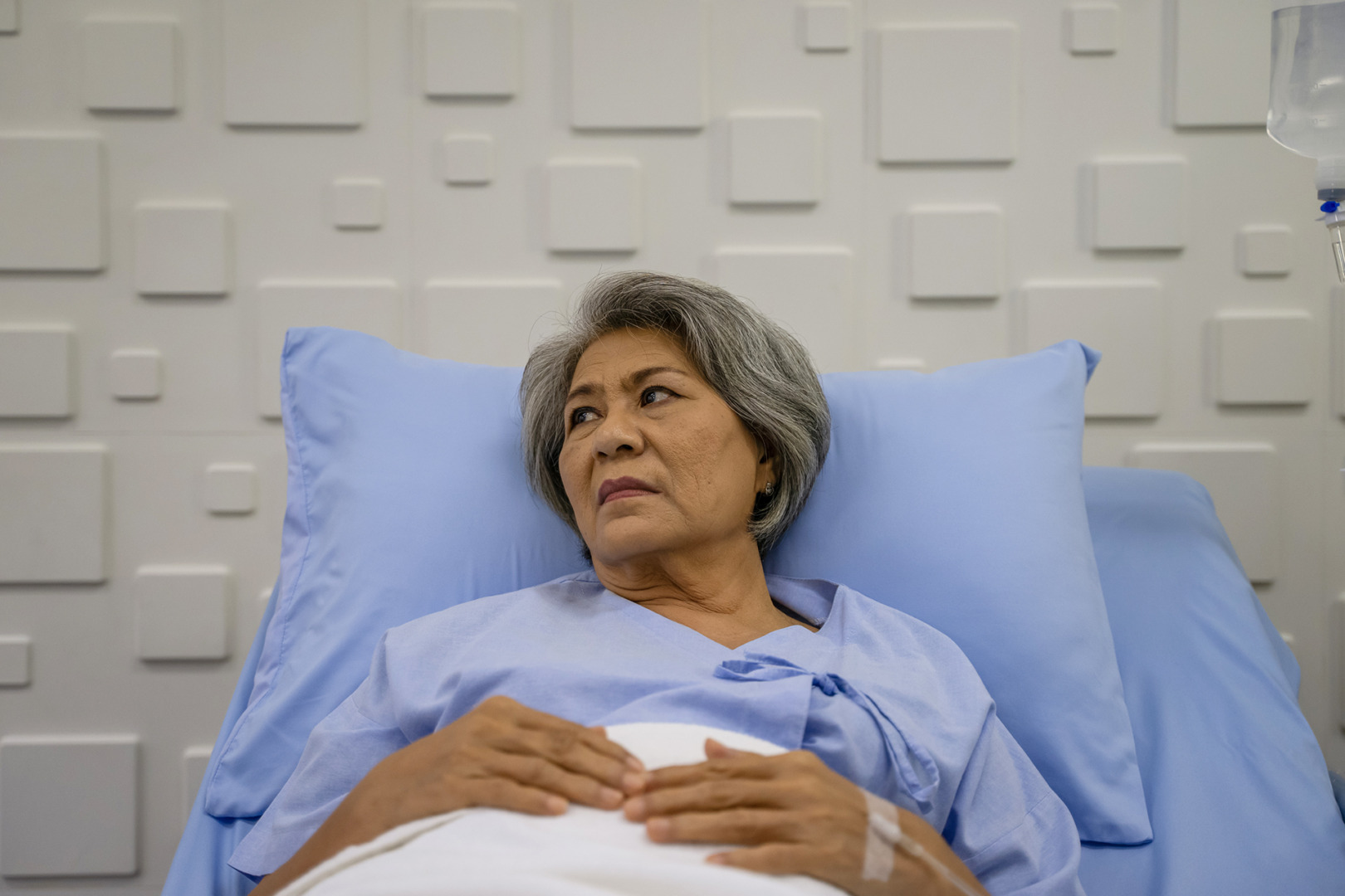 thymus gland cancer causes